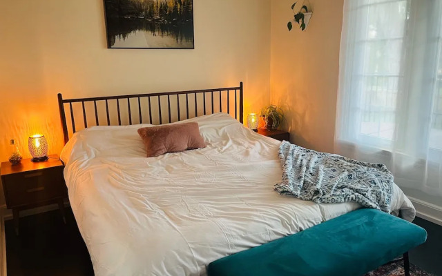 Hikari-Okanagan Sunshine B&B