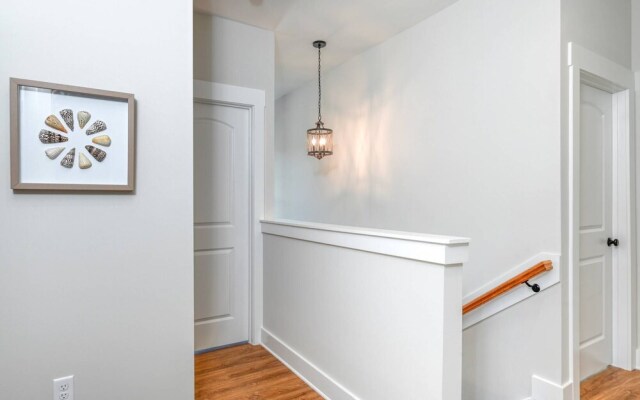 Array of Sunshine Beach House