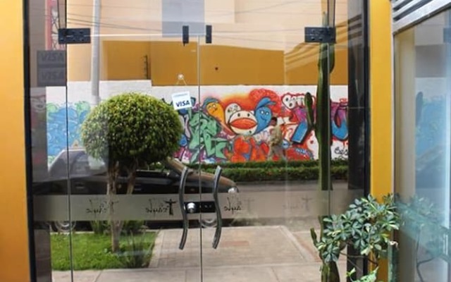 Ayenda El Frayle