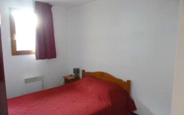 Lou Services Apartment CB55 LSI 001