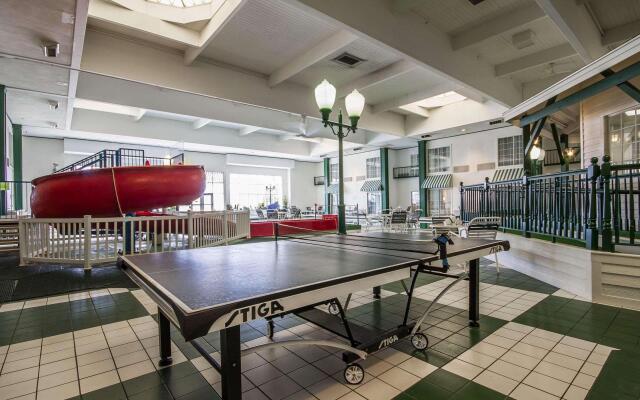 Comfort Suites Appleton Airport