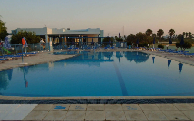 Oasis Tigaki