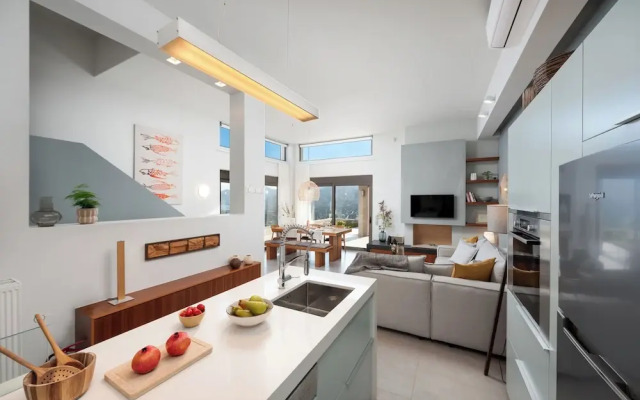 Notiko villas