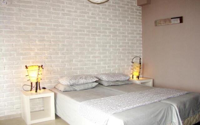 Deep Blue Guest House