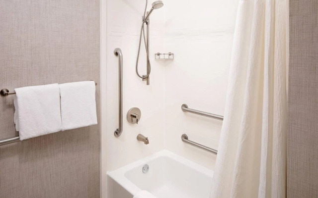 Residence Inn by Marriott Arlington