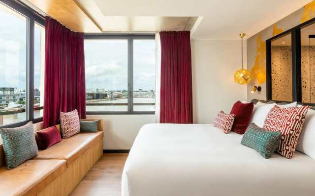 Renaissance Bordeaux Hotel