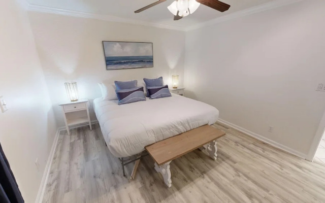 Sandpiper Cove 1086 2 Bedroom Condo by RedAwning