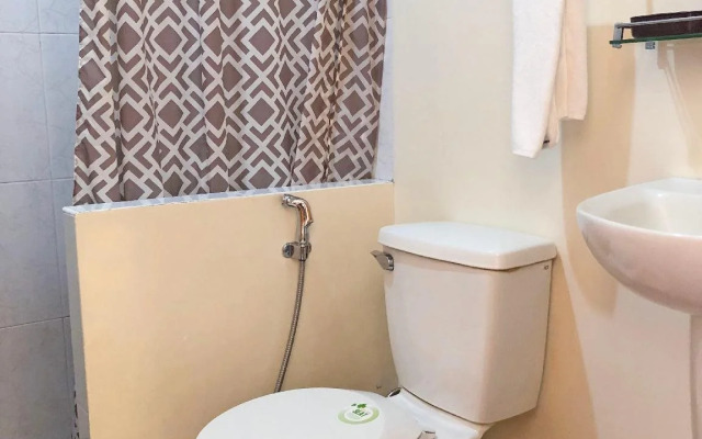 OYO 889 Amboy Hometel