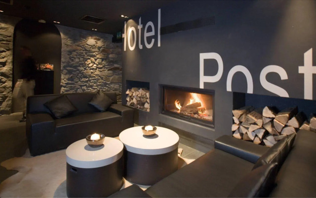 Unique Hotel Post