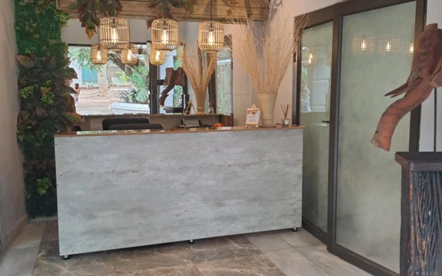 Shangrila Innibos Country Lodge