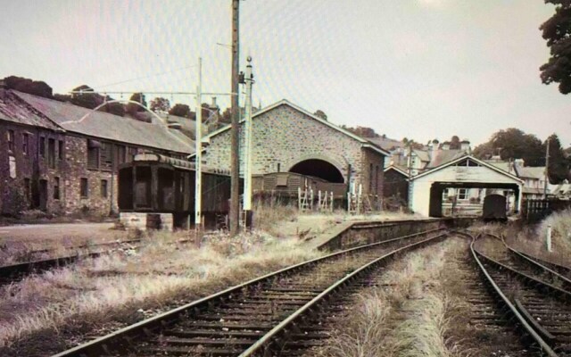 Historical GWR Building - Charming 1 bed Apartment