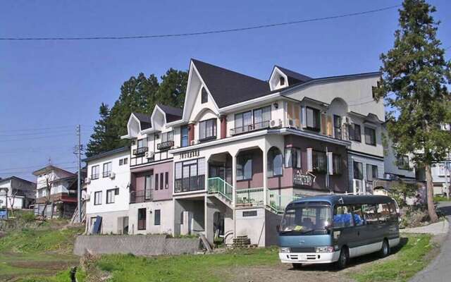 Village Hill Juvankan
