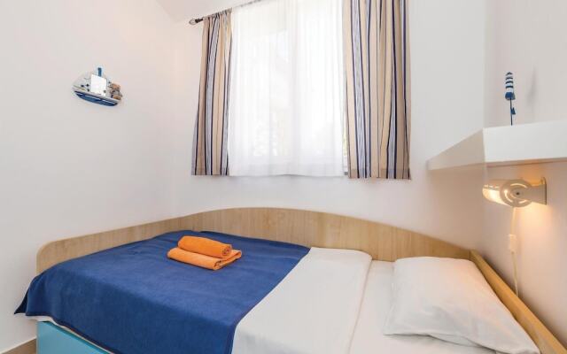Beautiful Home in Njivice With Wifi and 3 Bedrooms
