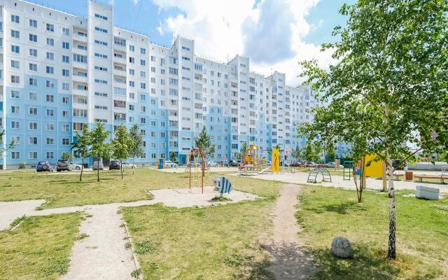 Апартаменты на улице Титова 238/2