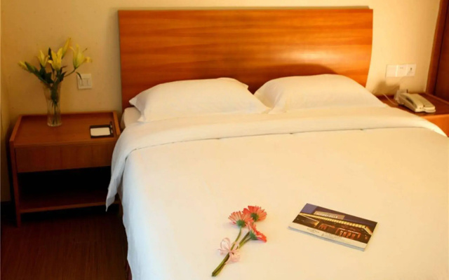 Holiday Villa Hotel & Residence Guangzhou