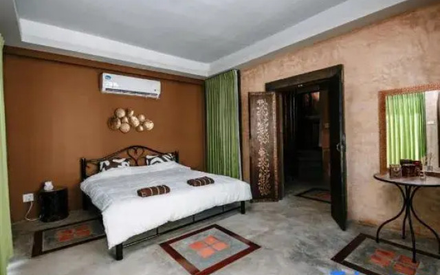 Thai Authentic House