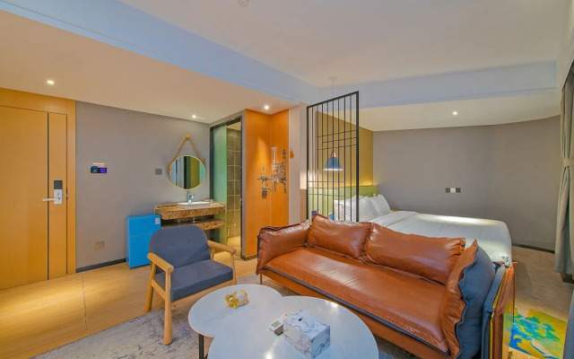 Shenzhen East Railway And Buji Subway Station Ranch Hotel