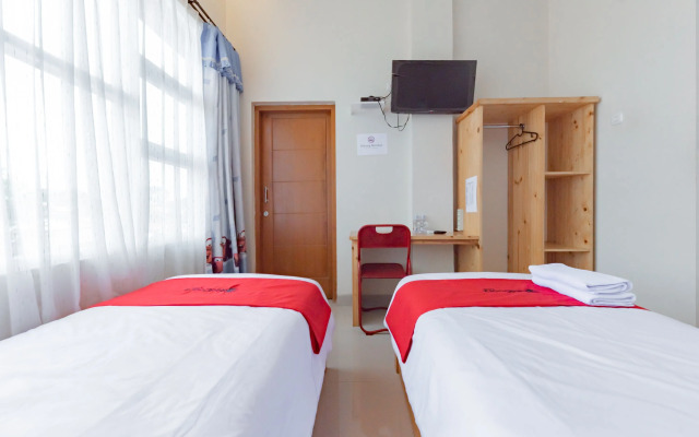 RedDoorz Syariah near DPRD Kabupaten Subang