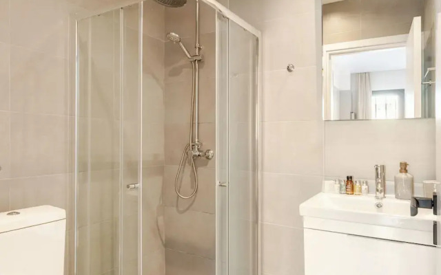 Yamas Urban Living Olympia Suites