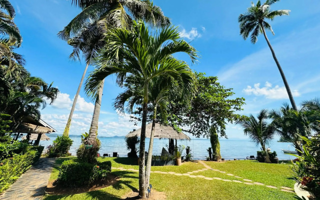 Amber Sands Beach Resort