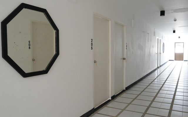 RoomQuest IT Square Don Mueang Airport
