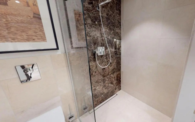 White Pearl Apartment 2.09