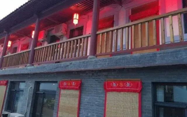 Baiyangdian Water Town Inn