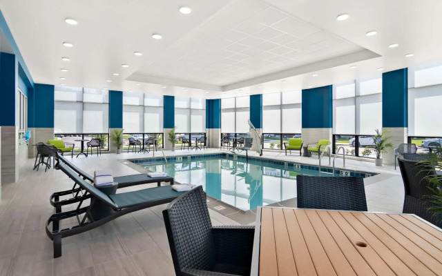 Hampton Inn & Suites Chicago Medical District UIC