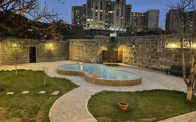 Cozy Apartment With The Best Patio and Swimming pool
