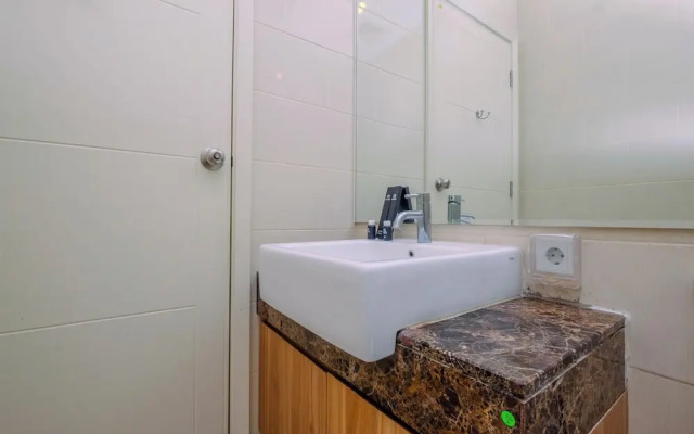 Elegant And Comfy 2Br Apartment At Casa Grande Residence