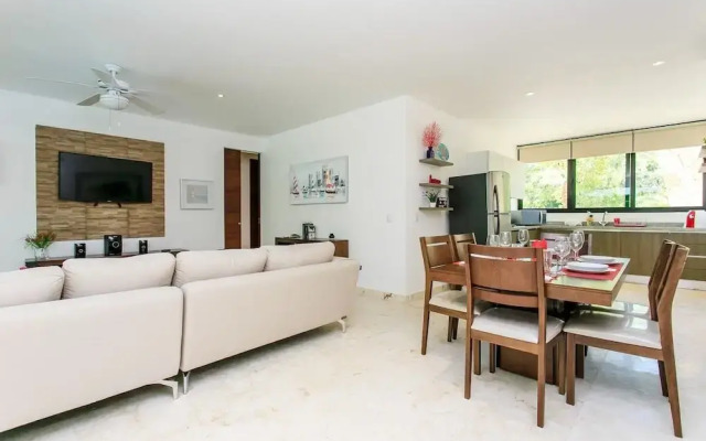 Poolfront Tulum Condo! Near Mayan Ruins & Beach by Stella Rentals