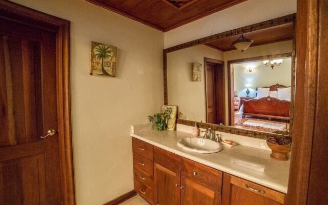 8BR 9BA Barranca Villa by ASVR