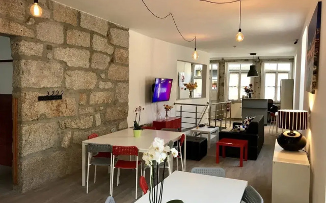 Urban Garden Porto Central Hostel