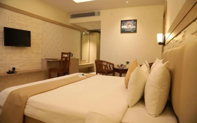 Hotel Kanha’s Palm Springs