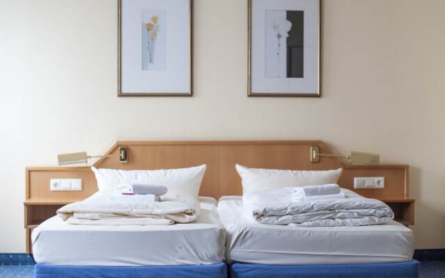 Stargaze Forum Hotel