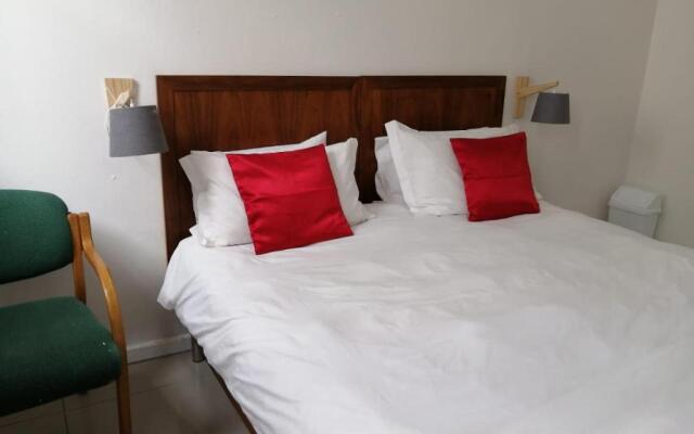 Steps Guest Lodge Richmond Hill