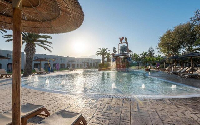 E-Geo Easy Living Resort- All Inclusive