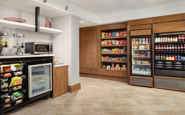 Crowne Plaza Dallas Market Ctr - Love Field by IHG