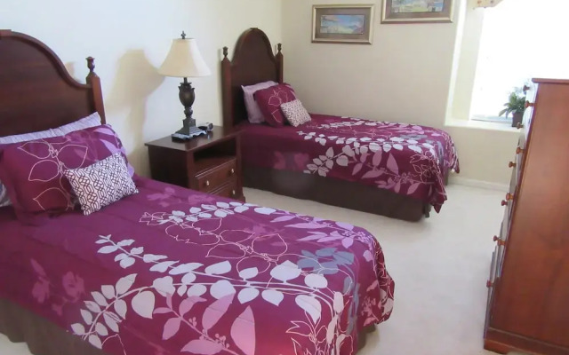 R1 Glenbrook 5 bed / 4 Bath