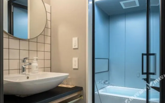 RAKURO 京都 by THE SHARE HOTELS