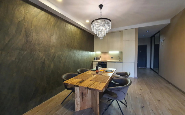 Apartment to Live in the Mountains on Turchinsky street 89