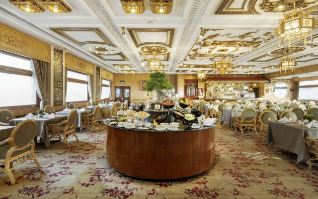 Rex Hotel