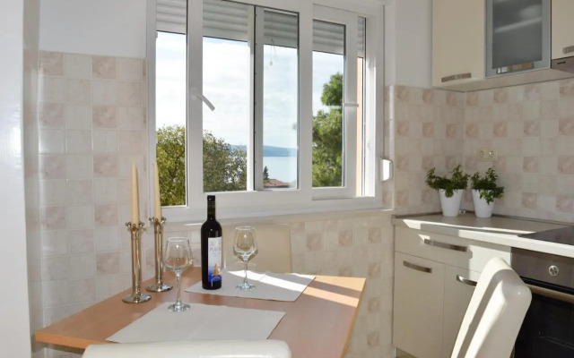 Apartments by the sea Duce, Omis - 946