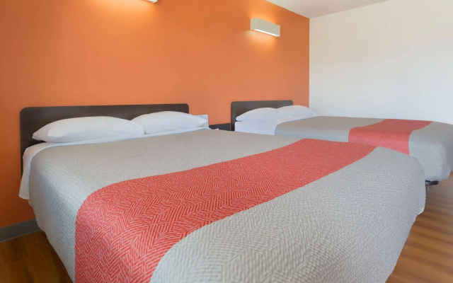 Motel 6 Fort Nelson, BC