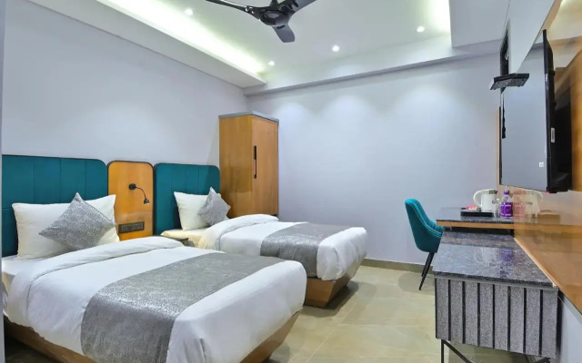 Hotel Uptown - By La Exito Hotels