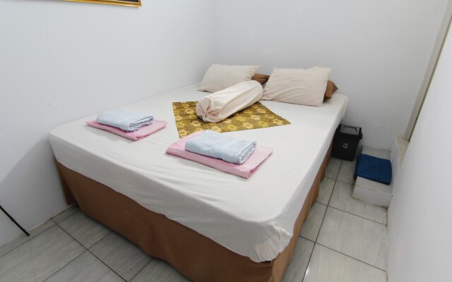 Tiga Dua Homestay by ZUZU