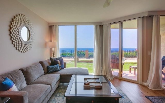 Remodeled Beachfront Condo With Pool and Beach Access Dmst14 by Redawning