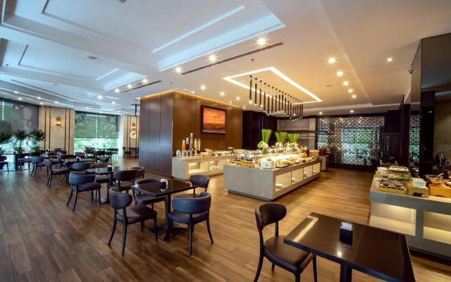 Nhat Ha L'Opera Hotel