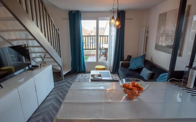 Flat With Balcony 7min From The Beach