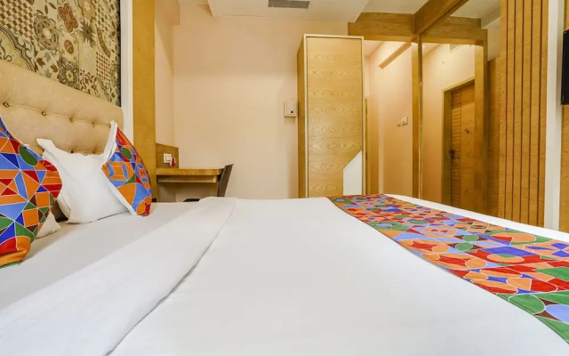 Fabhotel Neelkamal